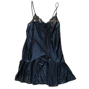 Vintage Entre Nue drop waist size small spaghetti strap black ribbed lace slip